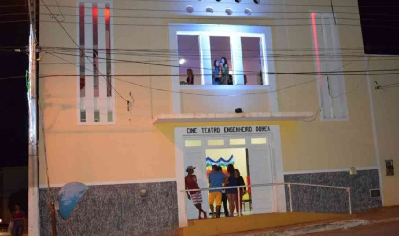 Um Ícone Renasce: A História do Cine Teatro de Caculé