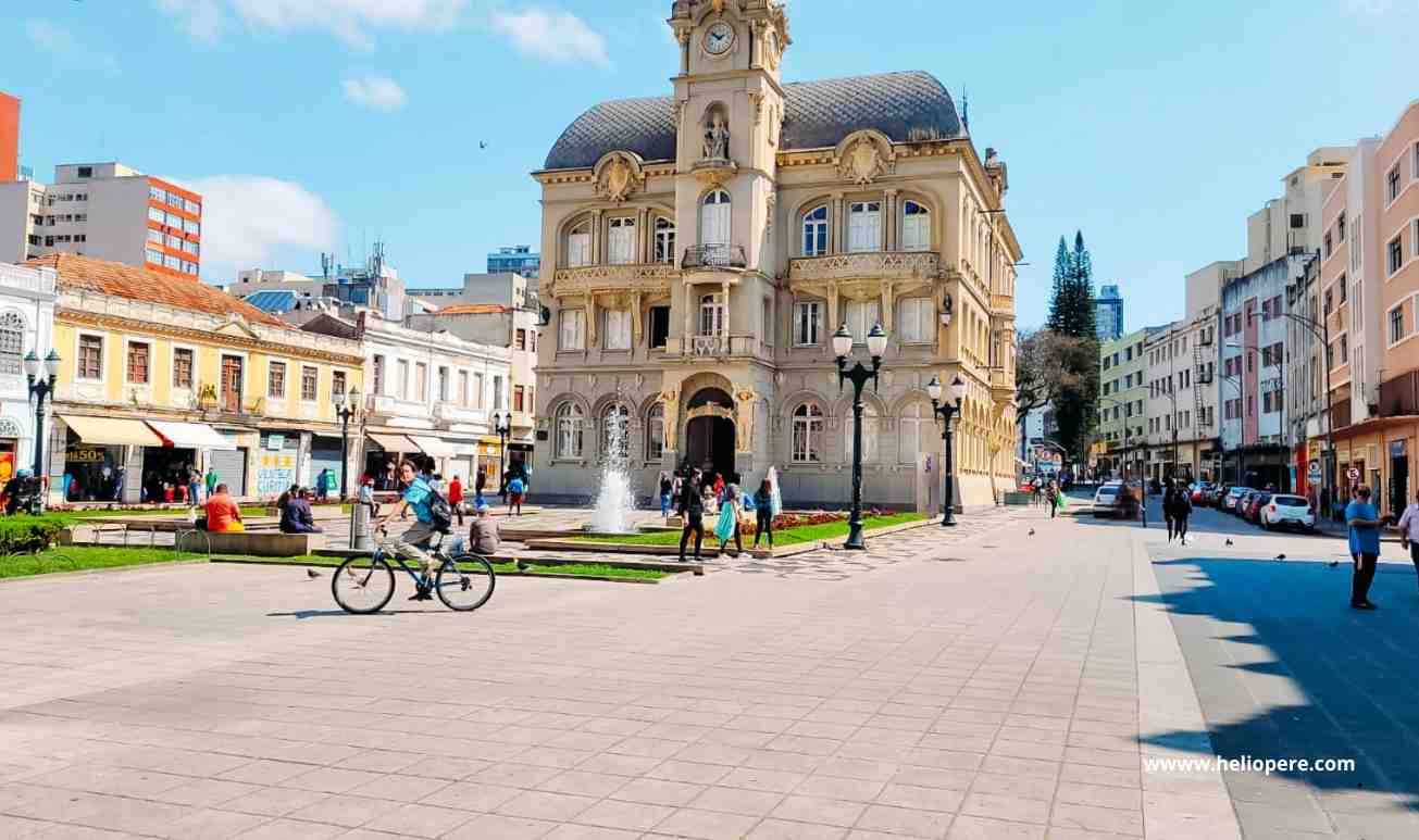 Paço da Liberdade: Conheça o Centro Cultural no Coração de Curitiba